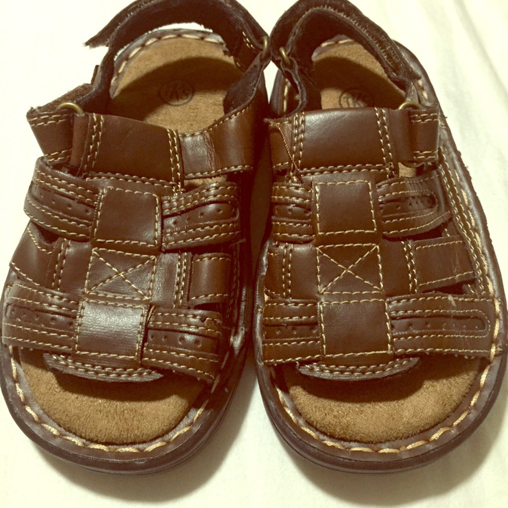 Boys sandals New